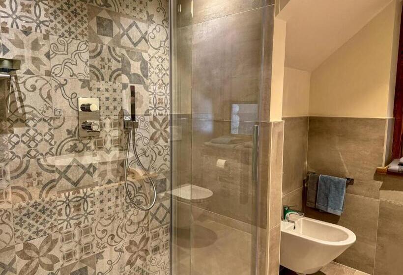 פנסיון Le Bourg Charmant   Fleur Du Printemps