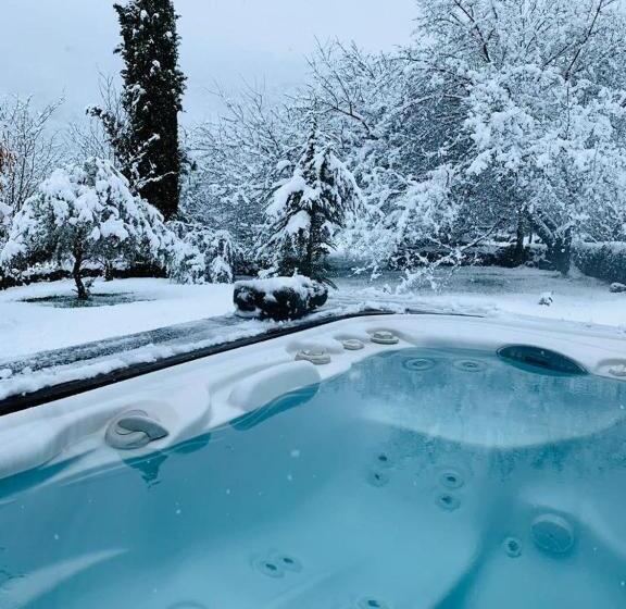 بنسيون Les Boissèdes, Maison De Caractère Au Cœur Des Vans