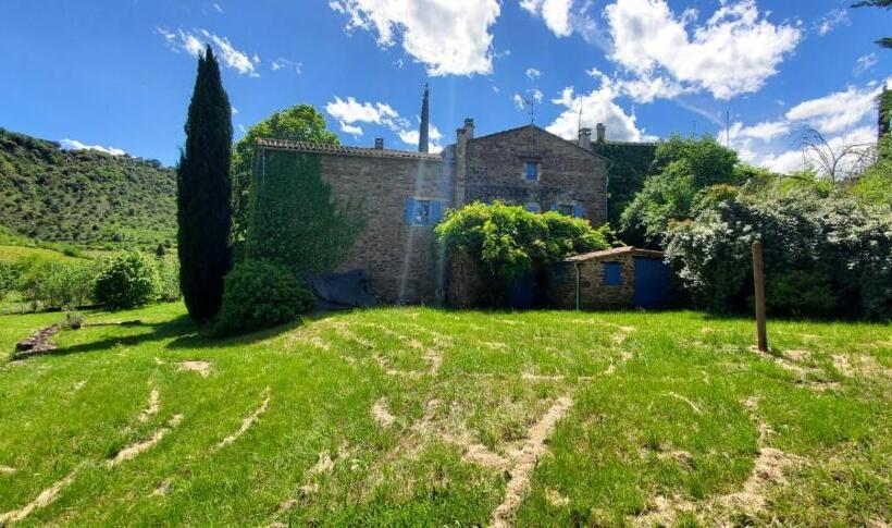ペンション Les Boissèdes, Maison De Caractère Au Cœur Des Vans