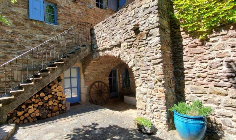 بنسيون Les Boissèdes, Maison De Caractère Au Cœur Des Vans