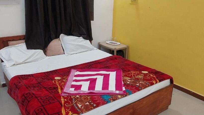 פנסיון Suryadev