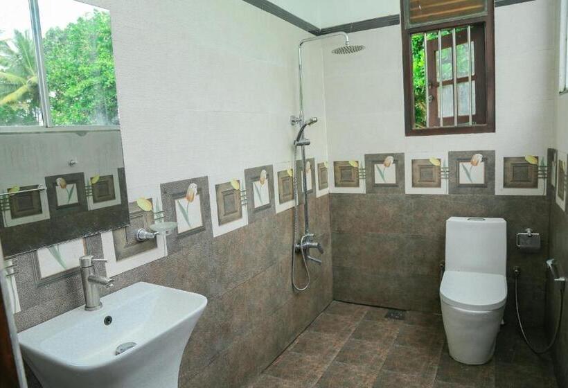 פנסיון The Heavens Ocean Villa Talpe