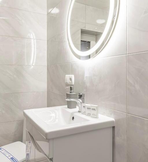 بنسيون Woodvel House