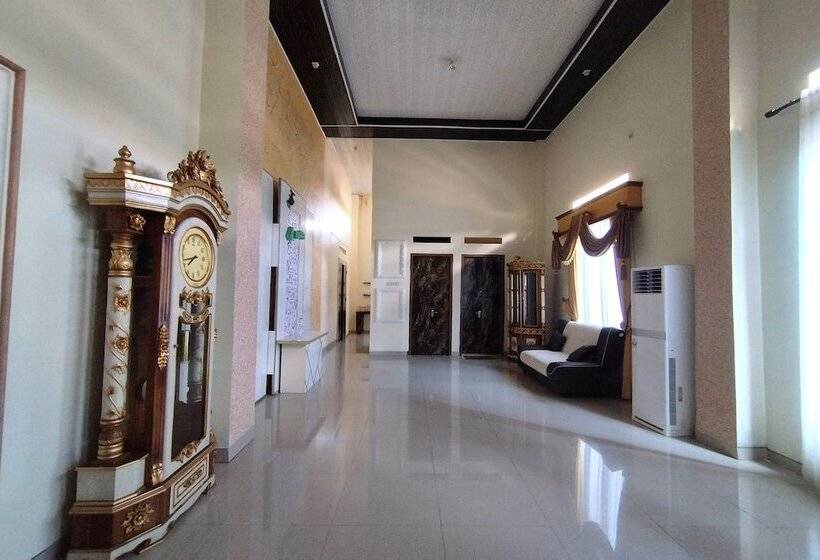 بنسيون Zahira Guesthouse Syariah
