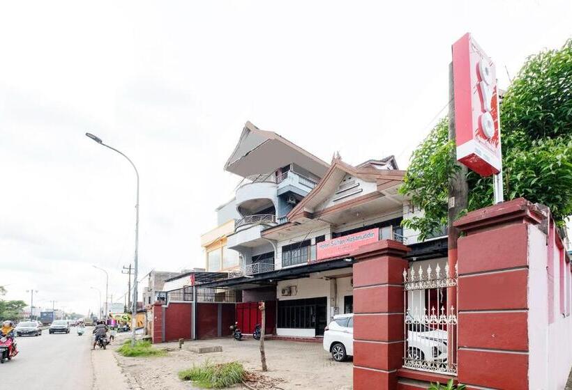 Super Oyo 2703 Hotel Transit 1