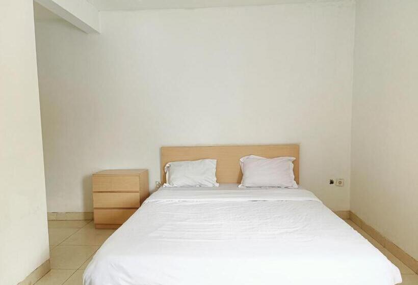 Urbanview Hotel B Liv Kendari By Reddoorz