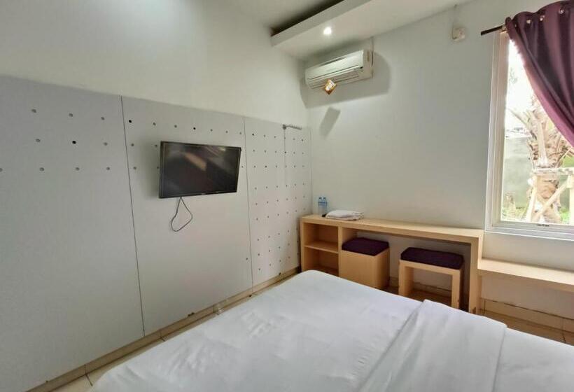 Urbanview Hotel B Liv Kendari By Reddoorz