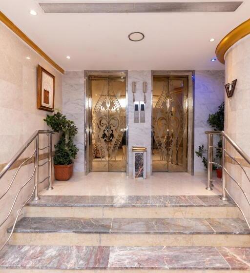 فندق برج البلد