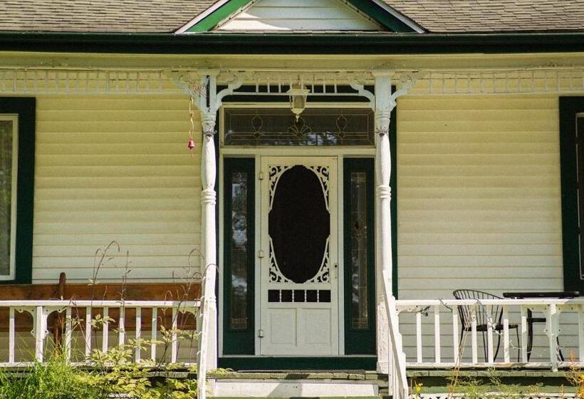 호스텔 Auberge Incroyable