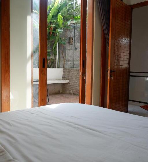 הוסטל Bromo Venture