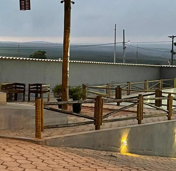 הוסטל Pousada Ipê Amarelo