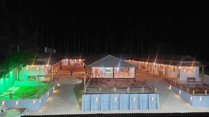 הוסטל Pousada Ipê Amarelo