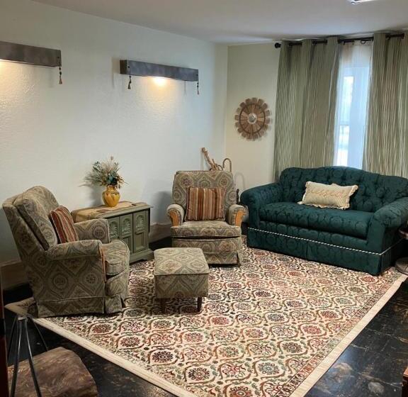 فندق صغير Prairie Rose Inn