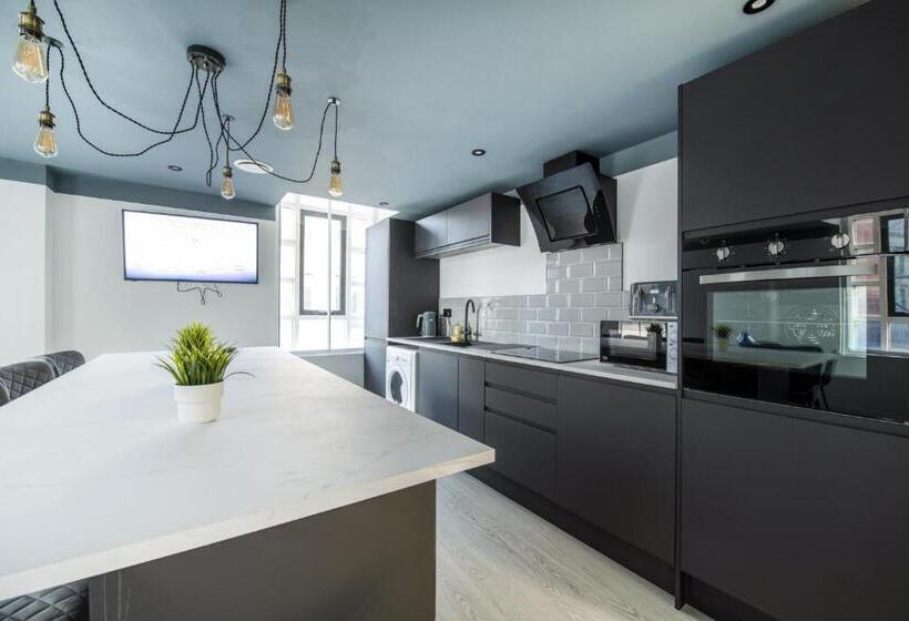 Albion Street Studios