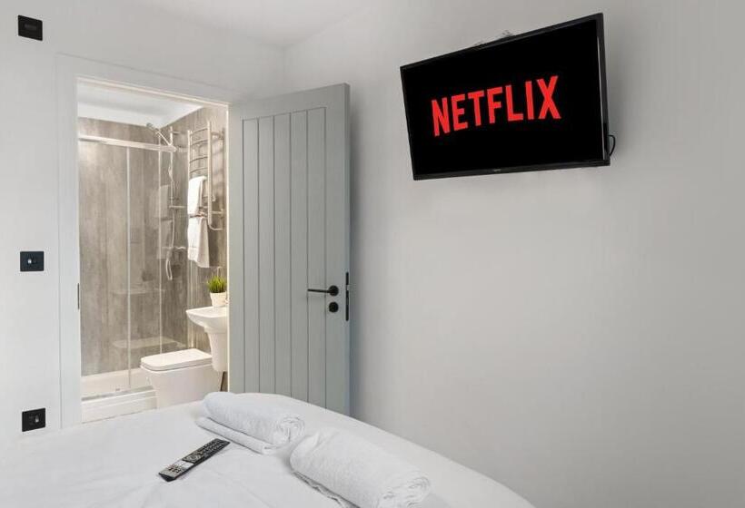 Albion Street Studios