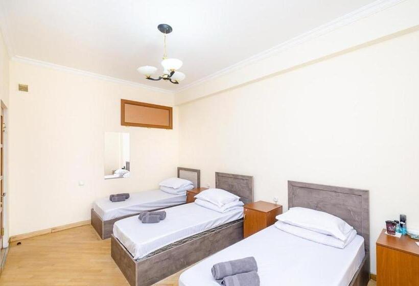 Areva Hostel & Apartment