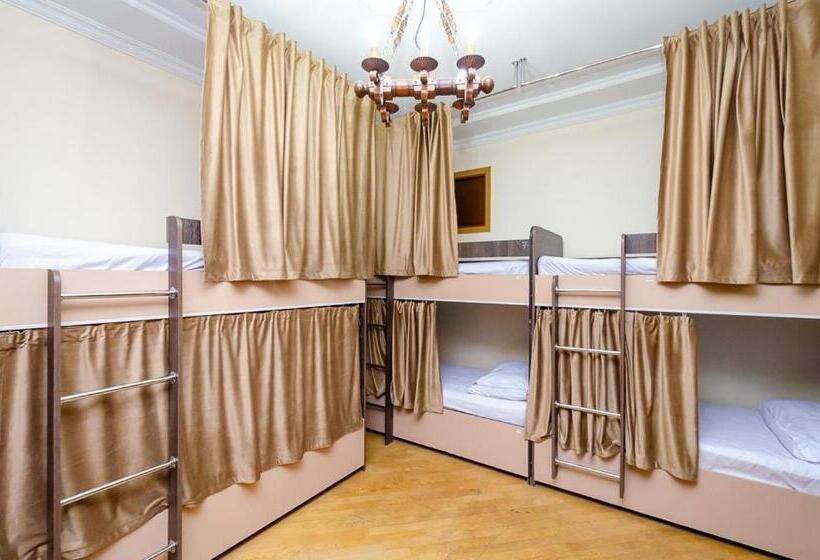 Areva Hostel & Apartment