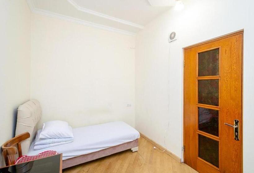 Areva Hostel & Apartment