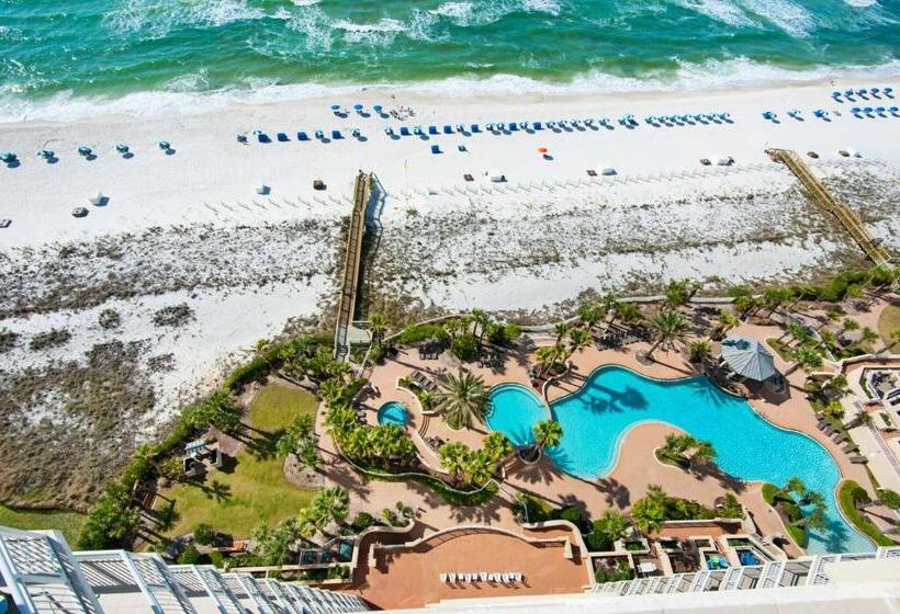 Beach Front Luxury, Amazing Views, Indigo East, 5 Stars,   2 Balconies , Guest Choice Award!