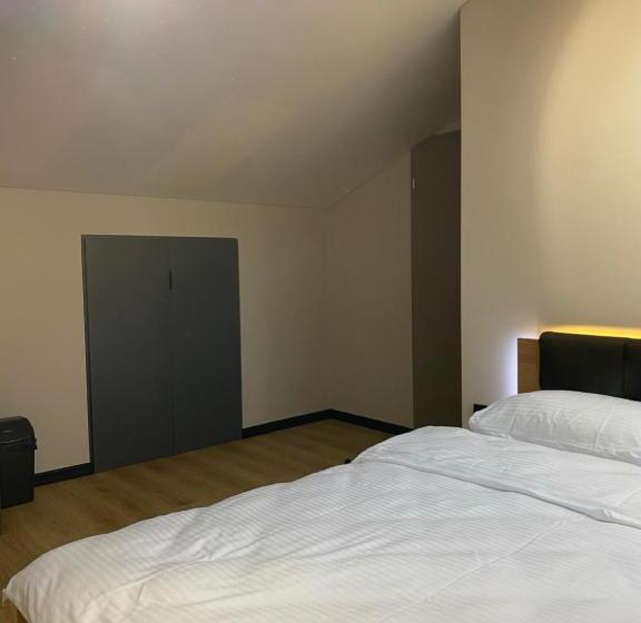 Discovery Garden Apartments