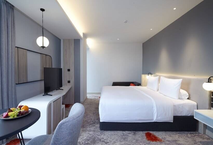 Harris Hotel & Convention Cibinong City Mall Bogor