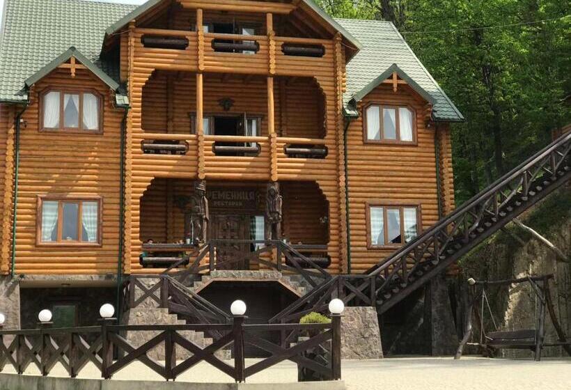 Hotel кремениця