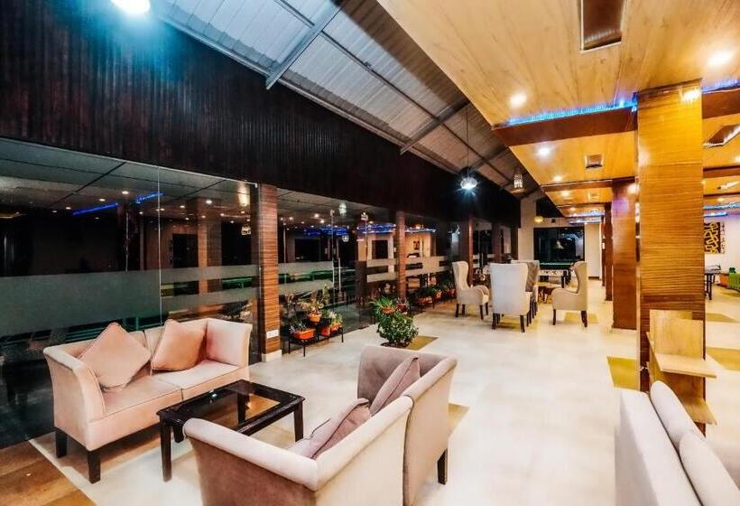 酒店 An Resort Mashobra !! Balcony View Rooms !! Parking !! Open Terrace !! Playing Zone !! Best Selling