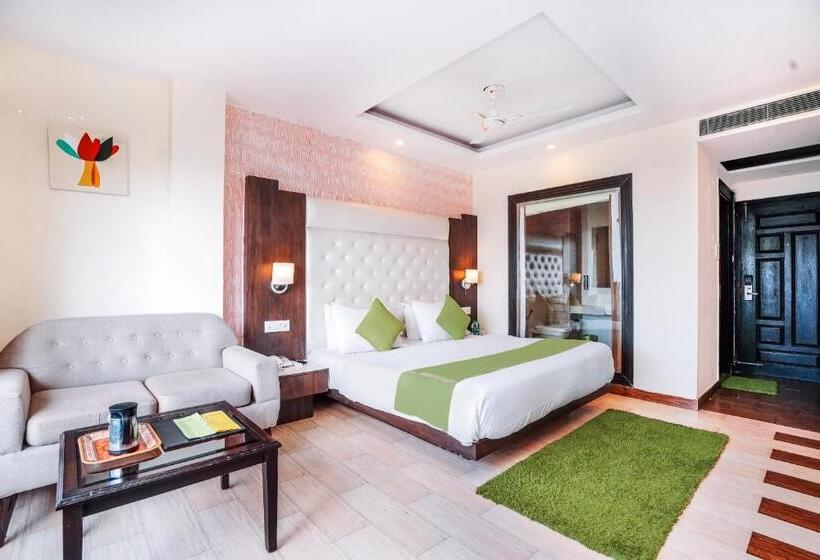 酒店 An Resort Mashobra !! Balcony View Rooms !! Parking !! Open Terrace !! Playing Zone !! Best Selling