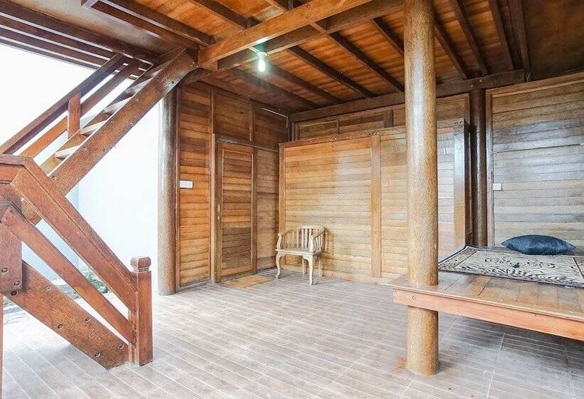 בית מלון כפרי Baruna Lakeside View