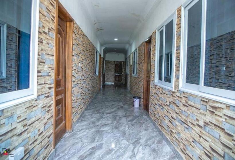 בית מלון כפרי Jukambo Lodge