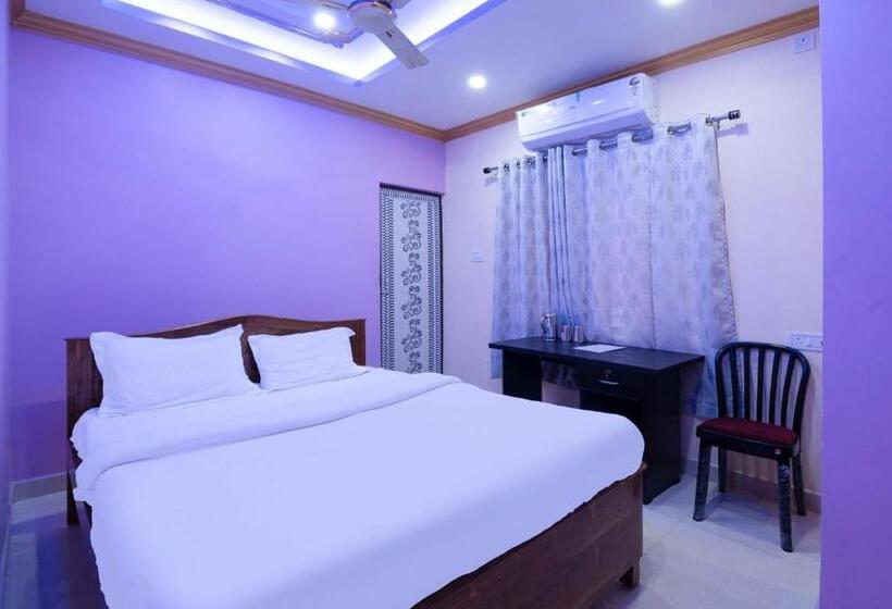 Super Hotel O Kapish Guest House