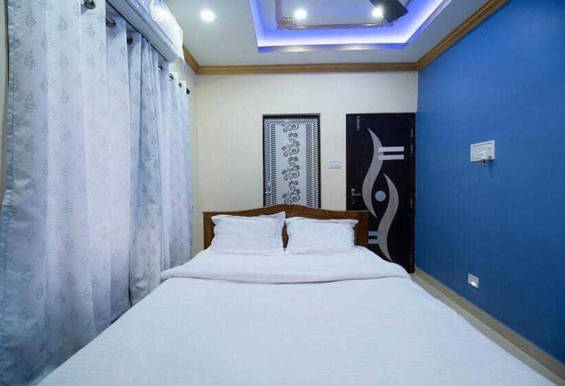 Super Hotel O Kapish Guest House