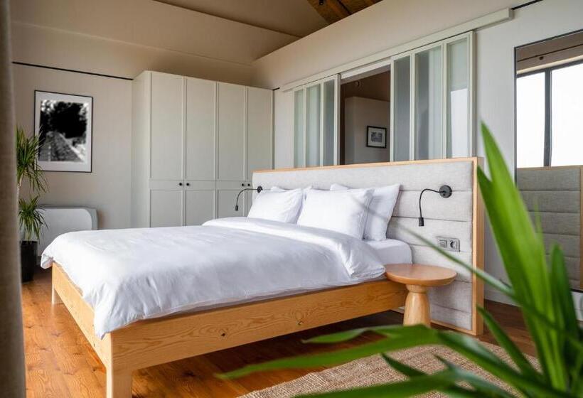 Hotel Mani̇ci̇ çi̇ftli̇k