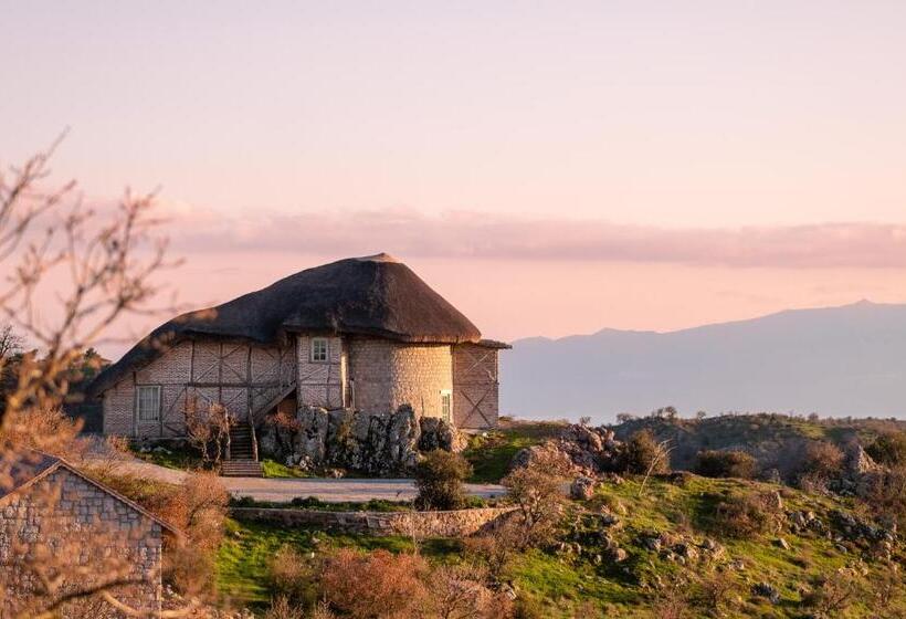 Hotel Mani̇ci̇ çi̇ftli̇k