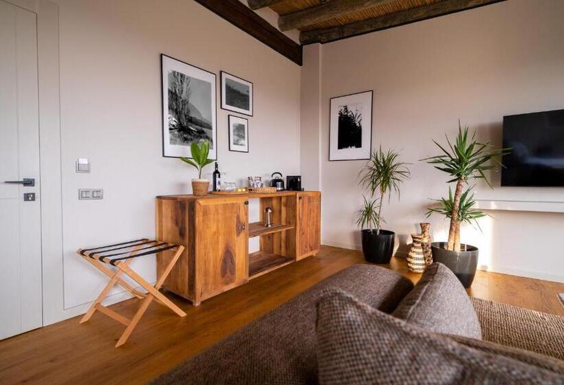 Hotel Mani̇ci̇ çi̇ftli̇k