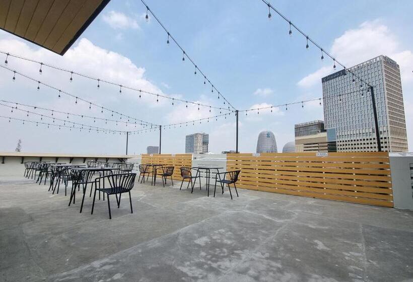 ホテル Oyo Life 93387 Sunarmi House