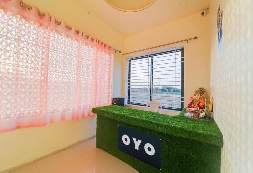 호텔 Oyo Saubhagya Shri Resort