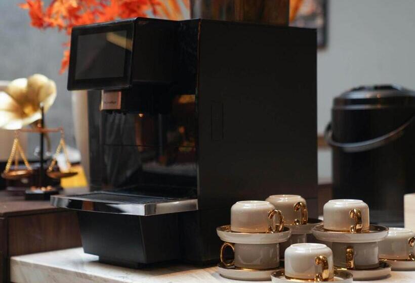 호텔 Park Inn By Radisson Nanchong Yilong Star City Plaza