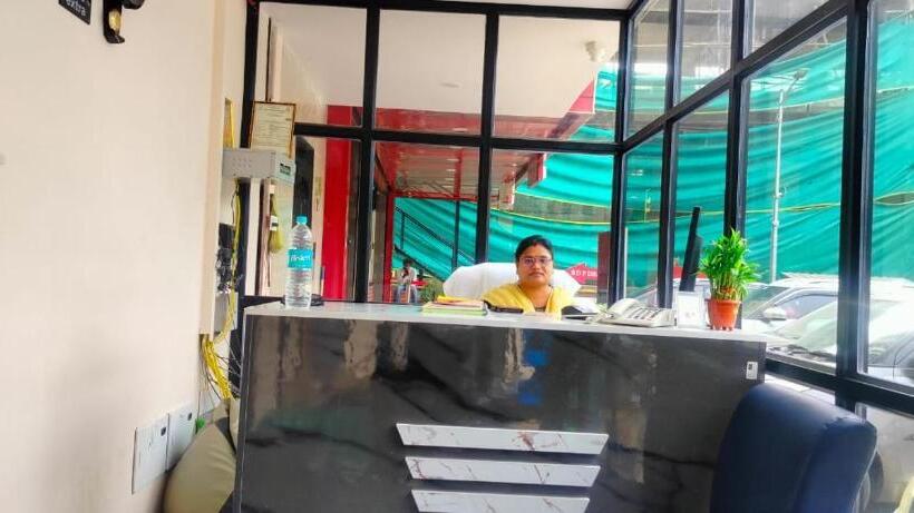 Отель Peacock Inn