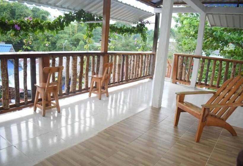 ホテル Shaddai Restaurante Y Hospedaje