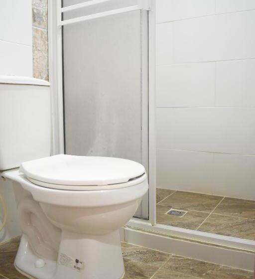 ホテル Shaddai Restaurante Y Hospedaje