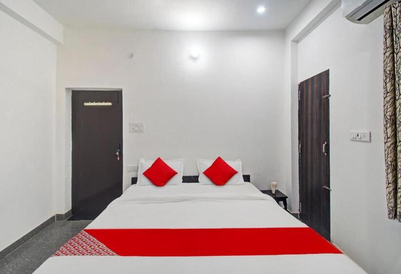 호텔 Spice Club & Restaurant