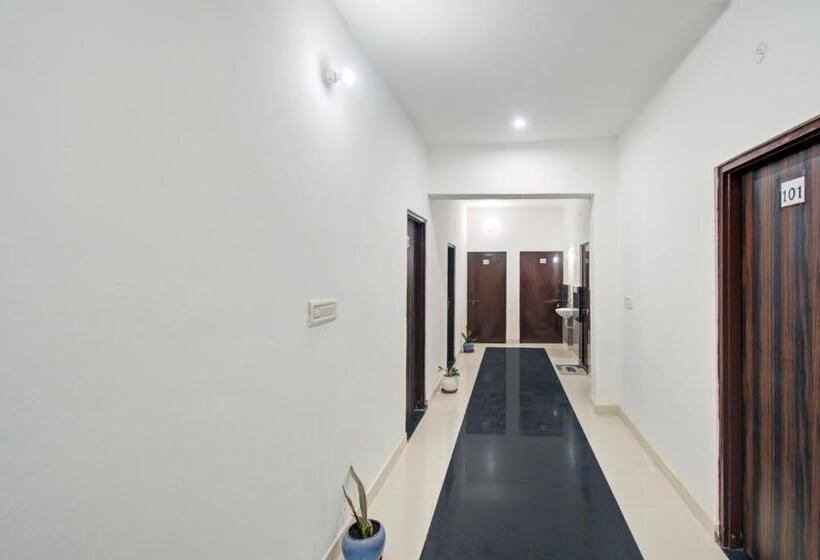 호텔 Spice Club & Restaurant