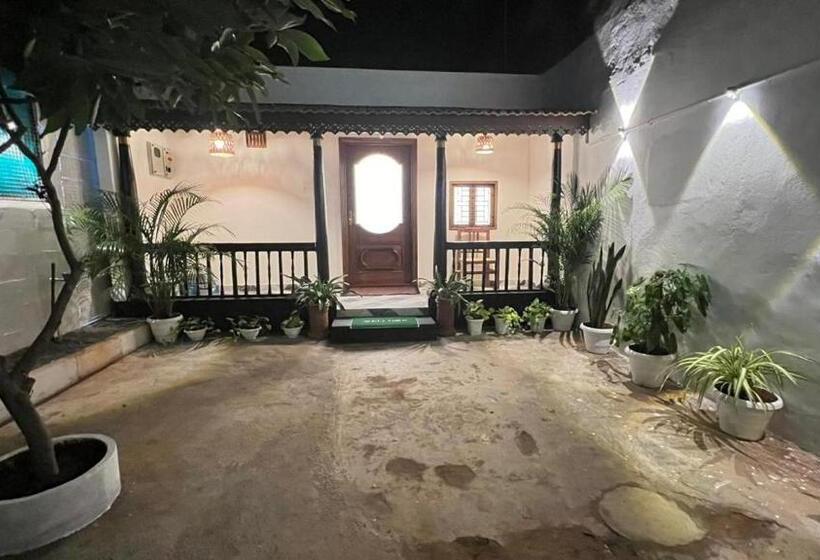 בית מלון כפרי Villa De Jeff