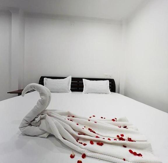 בית מלון כפרי Villa De Jeff