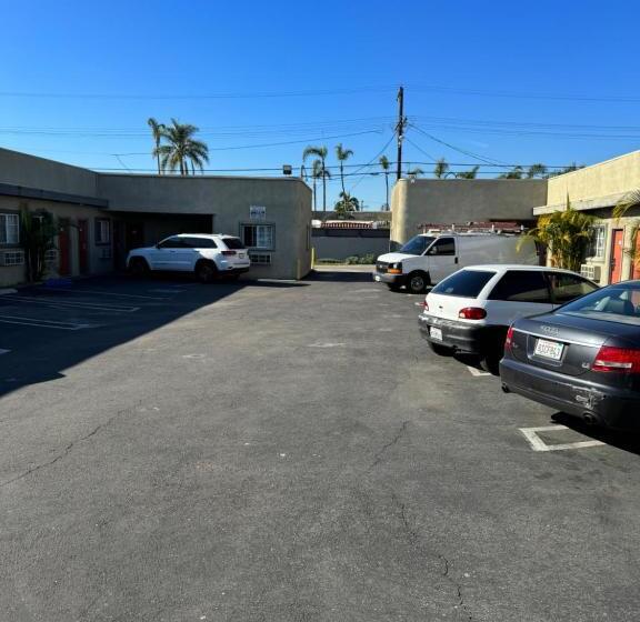 La Cienega Inn Motel