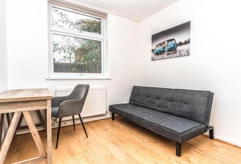 ペンション Bright Guest House In Hackney