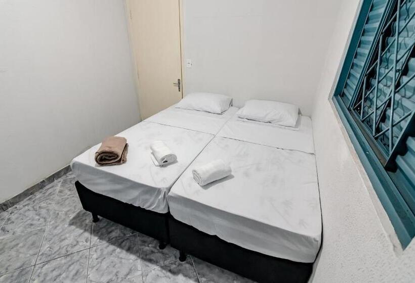 פנסיון Pousada Roosevelt Quarto 03   Pousada Central Prox Rodoviaria E Dist Industrial