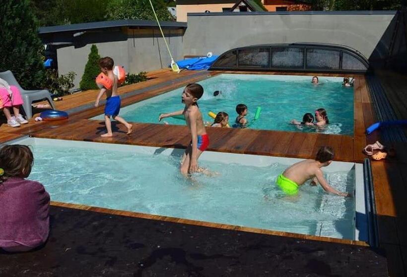 پانسیون Dům Alois   Penzion Pro Děti A Jejich Rodiče