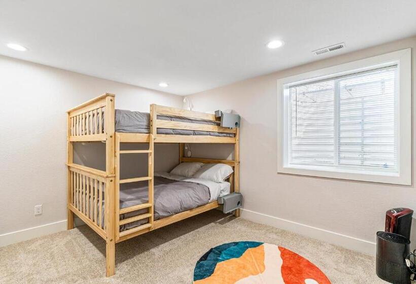 بنسيون Family Friendly 2bd1ba, Close To 70 Exit